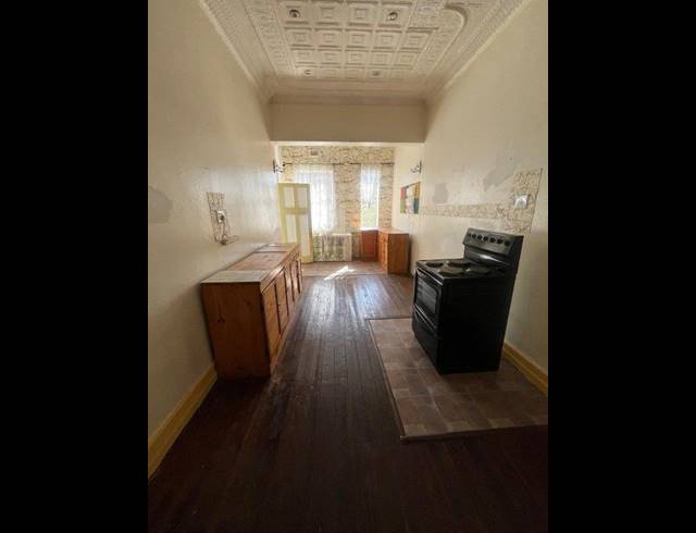 6 BEDROOM HOUSE FOR SALE IN BEZUIDENHOUT VALLEY